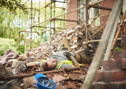 Occupier Found Negligent in Allowing Contractors to Work on Deficient Scaffolding